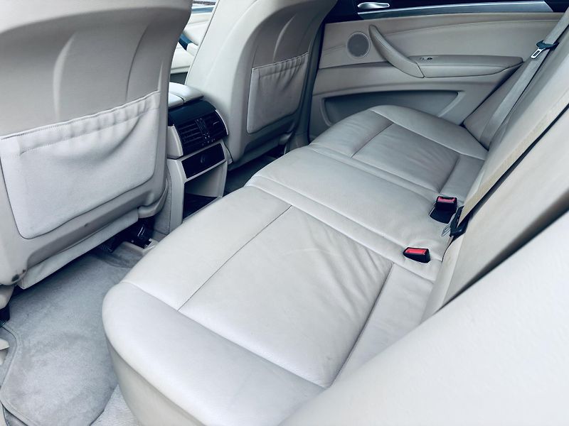 BMW X5 (2009) 3.0D XDRIVE, 173kW, ČR - fotka 11 z 18