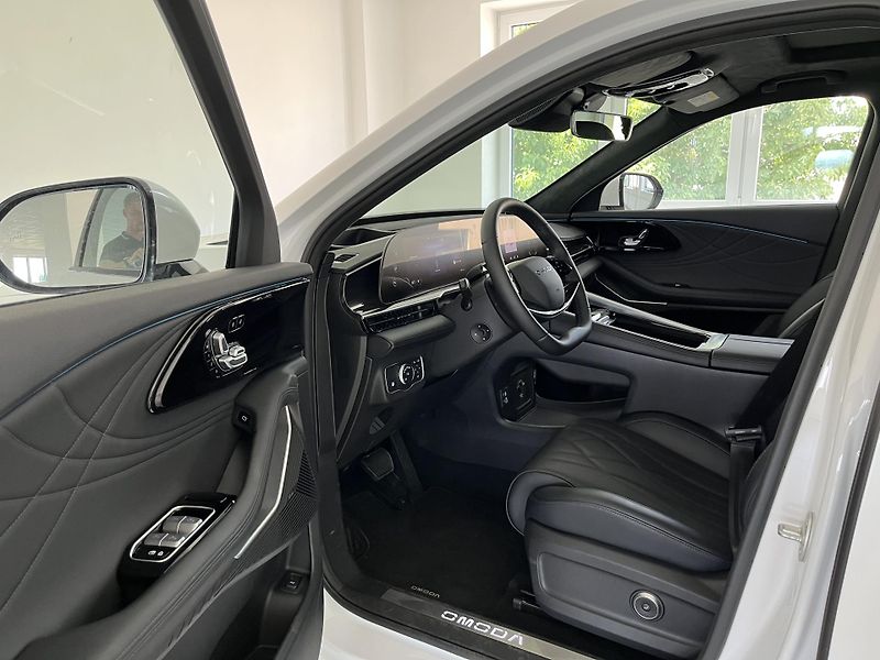 Omoda 9 (2025) PHEV  - fotka 9 z 19