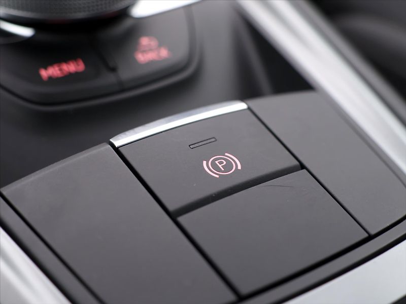 Audi TT 2,0 TFSI 169 kW S-tronic - fotka 23 z 32