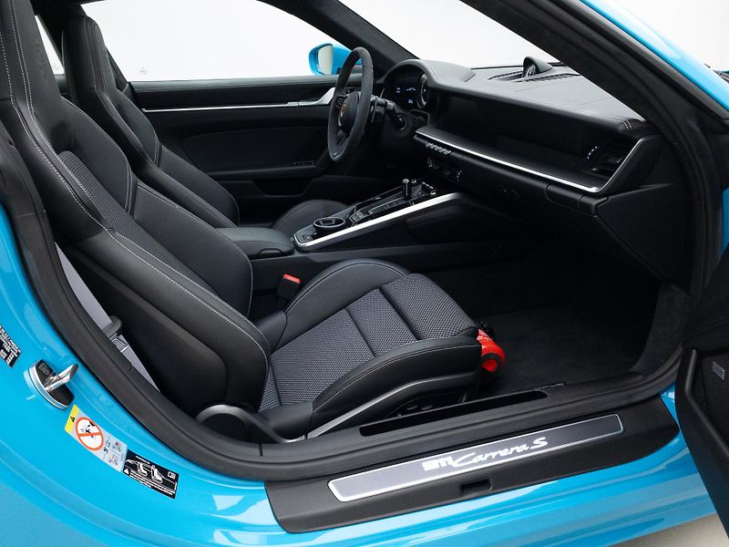 Porsche 911 CARRERA S CZ APPROVED - fotka 18 z 63