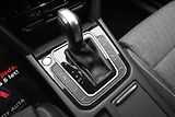 Volkswagen Passat 2,0 TDI 110 kW DSG Business Zá - náhled 23