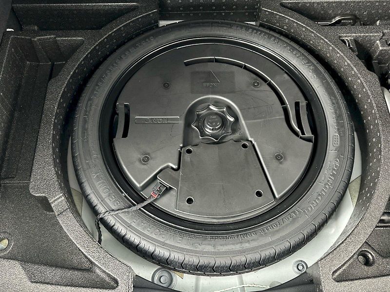 Škoda Karoq (2025) DSG 2.0TDI 110kW 4x4 SportLine - fotka 35 z 36