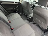 Volkswagen Passat 2.0 TDI Comfortline - náhled 20