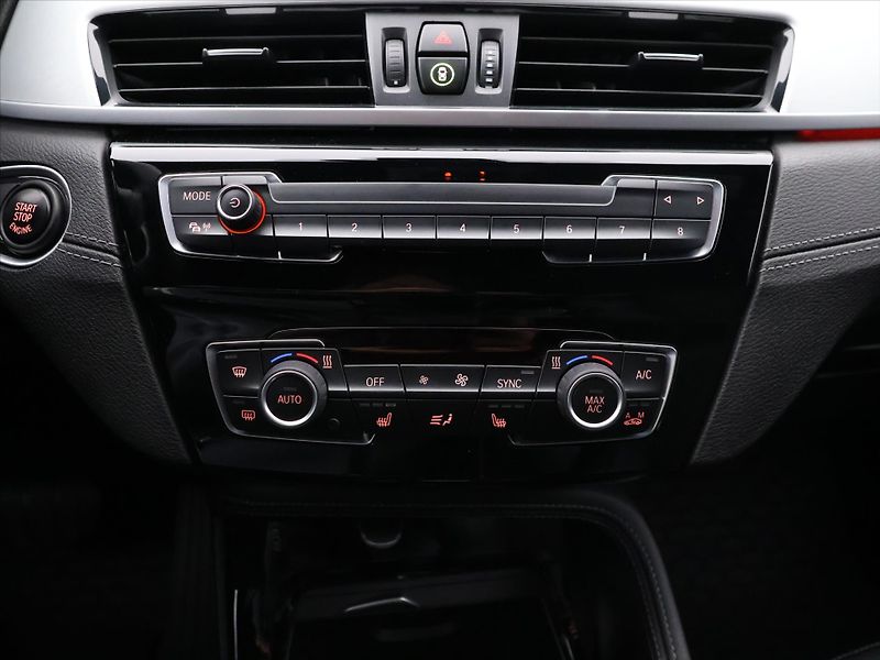 BMW X1 2,0 D 110KW XDRIVE CZ - fotka 23 z 34