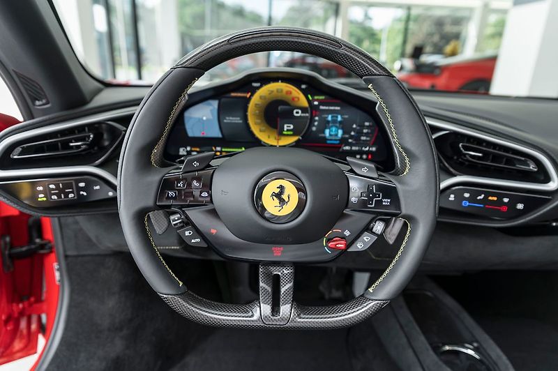 Ferrari 296 GTS (2024) Lift/Daytona - fotka 6 z 22
