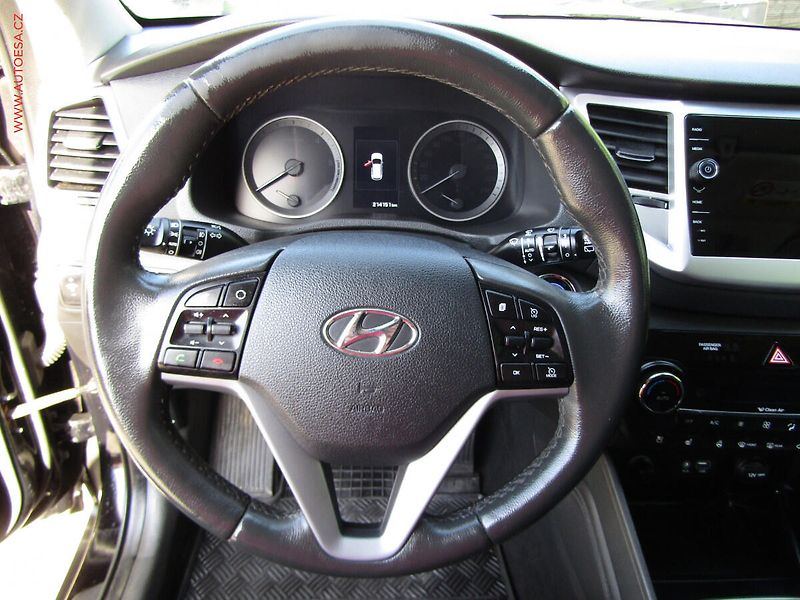 Hyundai Tucson (2016) 2.0 CRDi 4x4, ČR, Premium - fotka 20 z 25