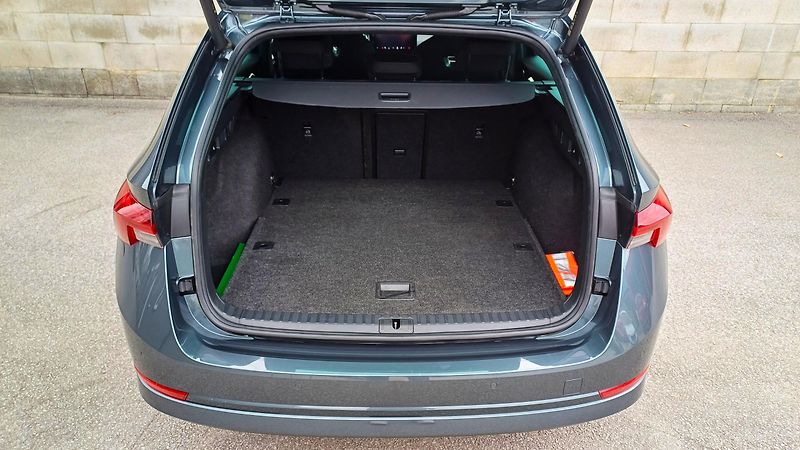 Škoda Octavia (2022) combi 2.0 TDI 110kW DSG-SPORT - fotka 14 z 46
