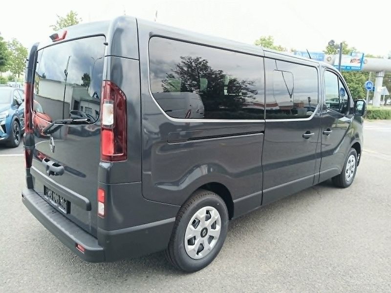 Renault Trafic (2026) L2 Equilibre Blue dCi 150 (MY2 - fotka 5 z 25