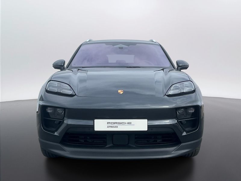 Porsche Macan 4s - fotka 8 z 26