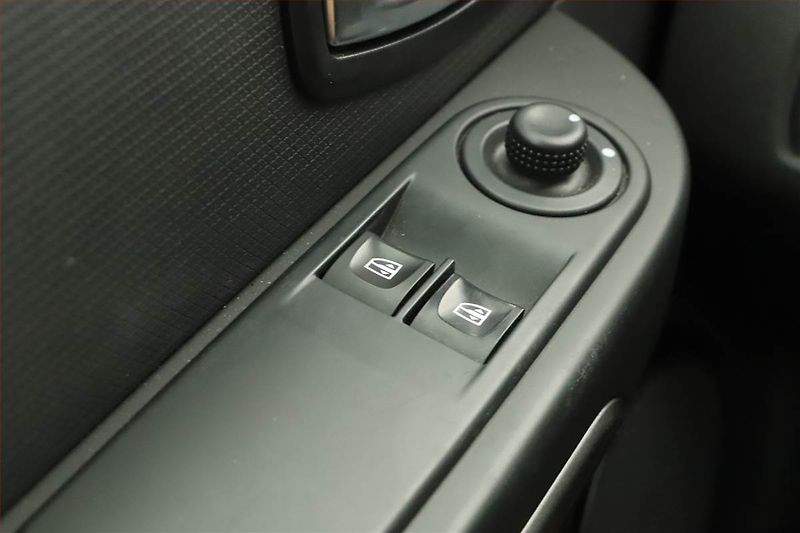Renault Clio (2016) 1.2 TCe, Automat, Tempomat - fotka 10 z 14