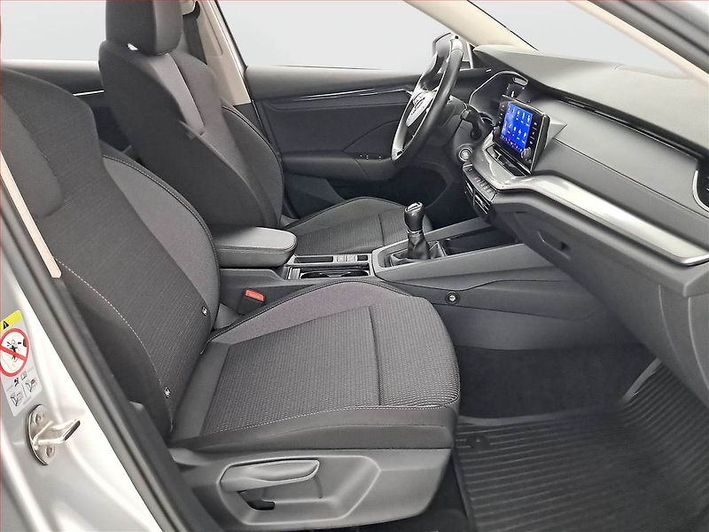 Škoda Octavia (2022) Ambition 2.0 TDI, ČR,1.maj - fotka 9 z 17