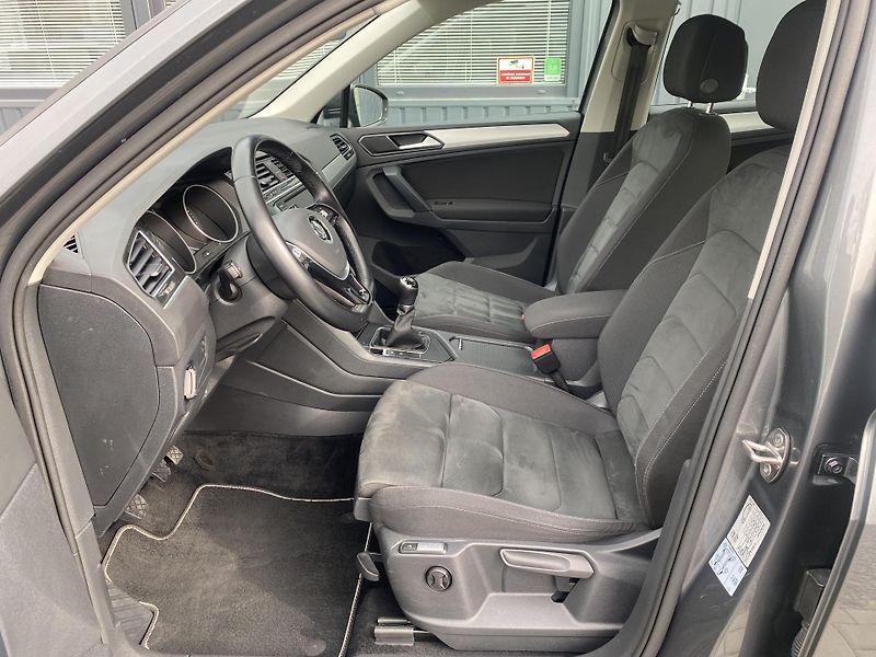 Volkswagen Tiguan 1.4 TSI 92kW - 1xMAJ.-ALU-PDC - fotka 16 z 41