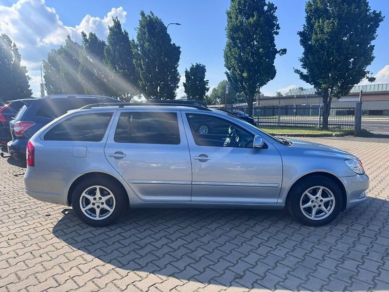 Škoda Octavia (2009) 1,6 TDI 77 KW FACELIFT TAŽNÉ - fotka 6 z 50