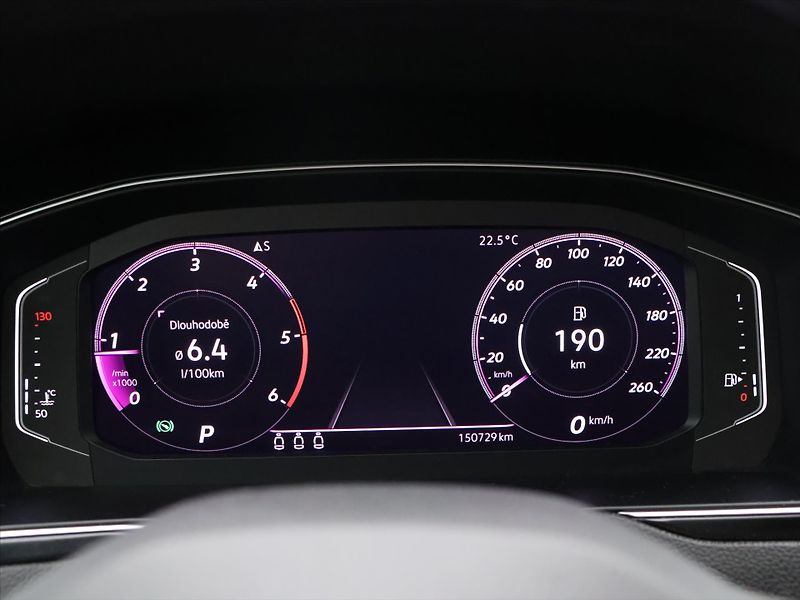 Volkswagen Passat 2,0 TDI 110kW DSG Elegance - fotka 16 z 34