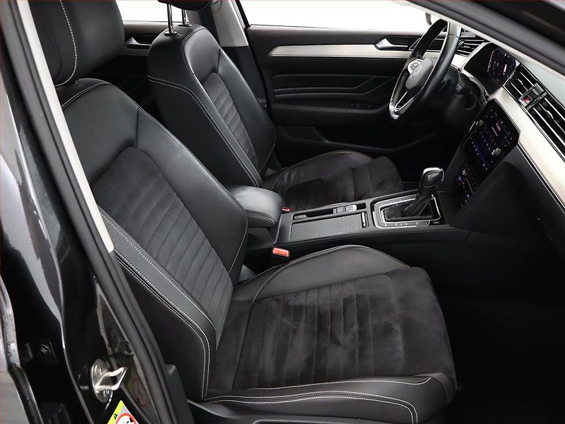 Volkswagen Passat (2020) 2.0 TDI - fotka 7 z 22