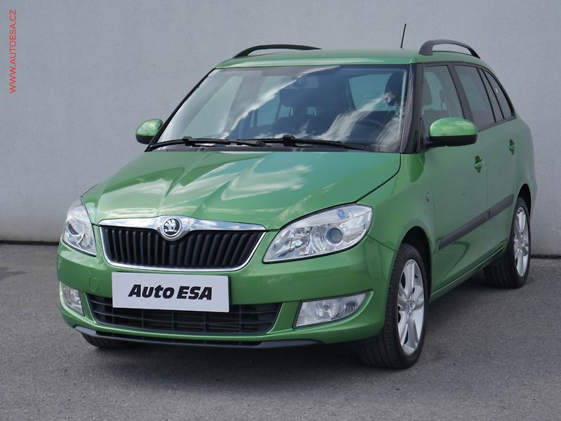 Škoda Fabia (2014) 1.6 TDi, Ambiente, TZ - fotka 3 z 19