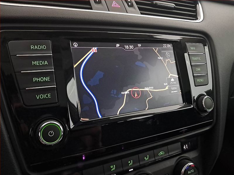 Škoda Octavia (2016) 1.6 TDI, Navi, Tempomat - fotka 13 z 16