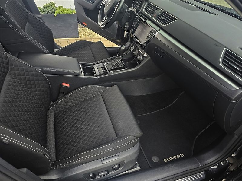 Škoda Superb III 2,0TDi 1KW DSG STYLE - fotka 38 z 51