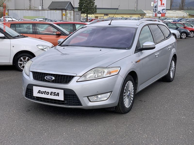 Ford Mondeo (2008) 1.6i, AC, park.asist - fotka 3 z 18