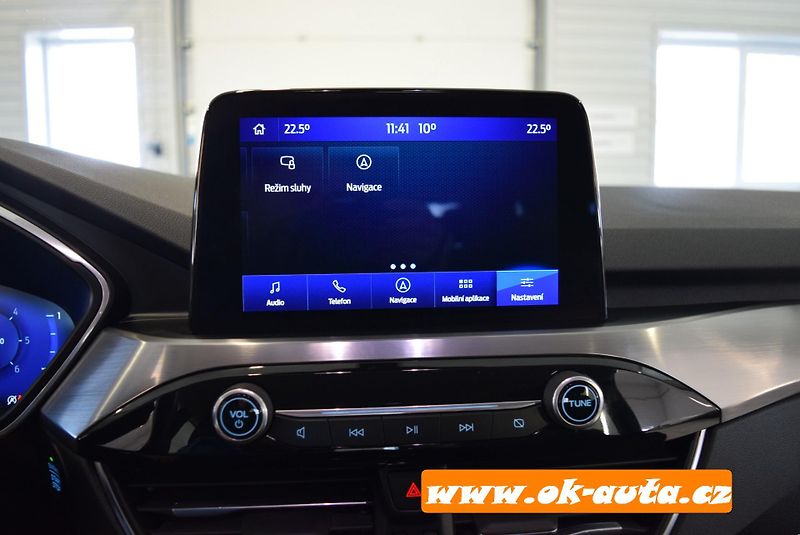 Ford Kuga 1.5 EBLUE TITANIUM 56 000 KM - fotka 43 z 57