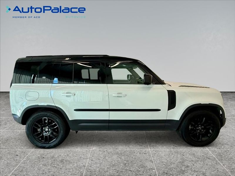Land Rover Defender 3,0 110 SE D200 - fotka 7 z 27