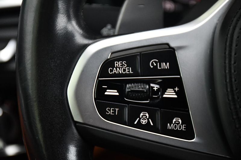 BMW Řada 5 530d xDrive M-SPORT K360 ČR 1M - fotka 22 z 40