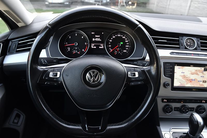 Volkswagen Passat 2.0 TDi CR DSG COMFORTLINE, TZ - fotka 13 z 50