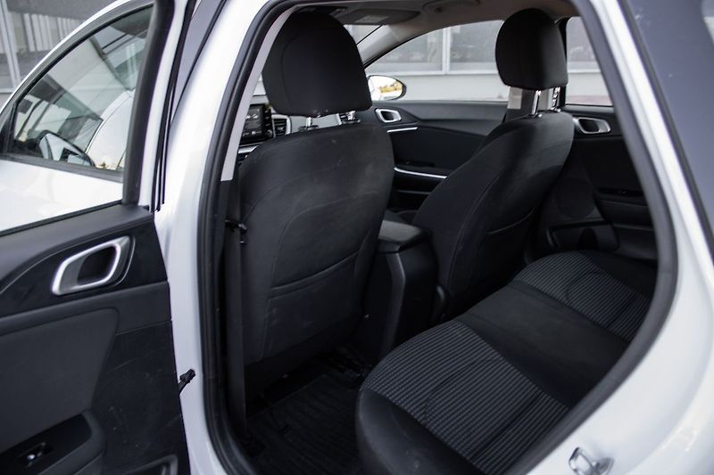 Kia Ceed - fotka 23 z 25