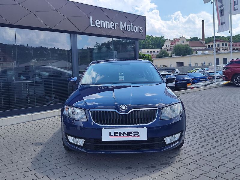 Škoda Octavia 1.6 TDI/81kW Ambition - fotka 2 z 22