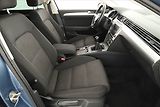 Volkswagen Passat (2015) 2.0 TDI, Navi, Tempomat - náhled 7
