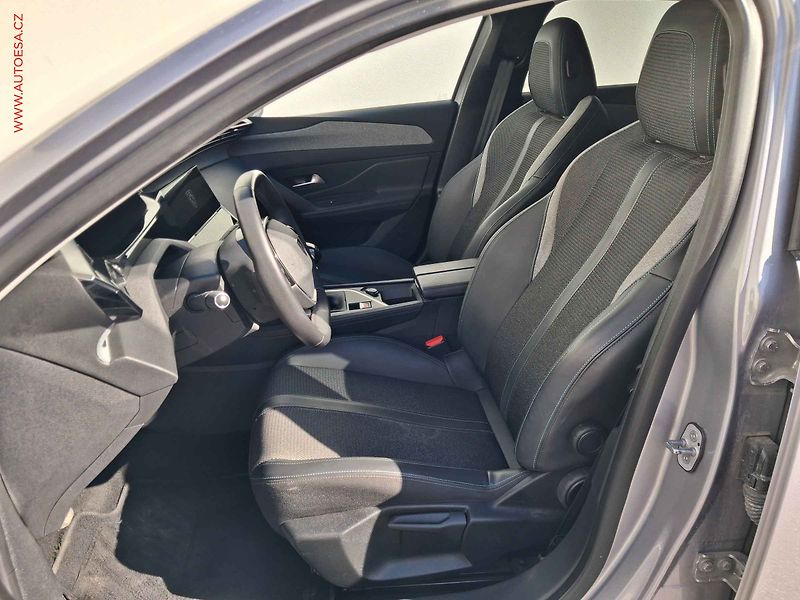 Peugeot 308 (2022) 1.2PT, Allure - fotka 9 z 18
