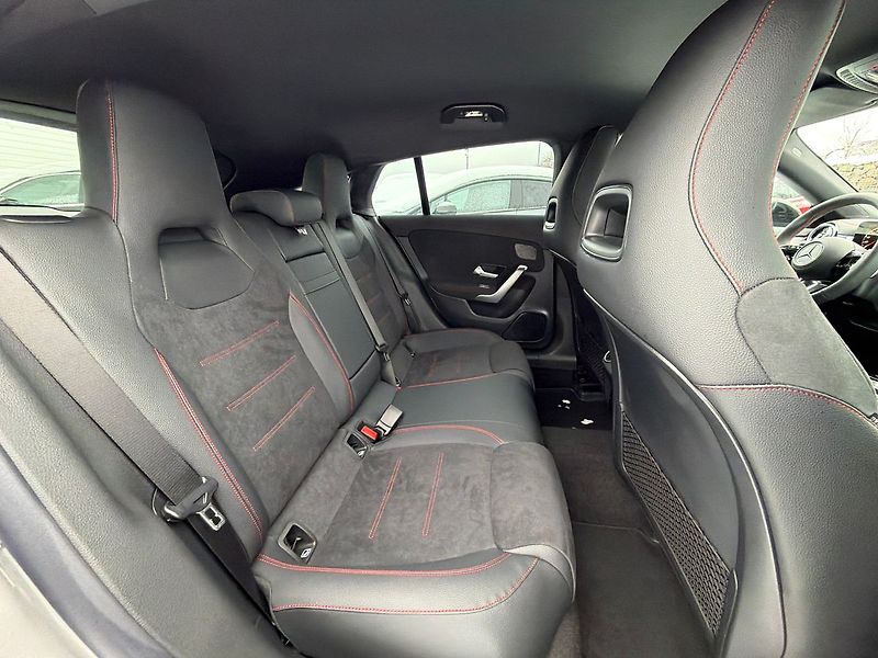 Mercedes-Benz CLA 200 d Shoot.Brake AMG Styl - fotka 28 z 31