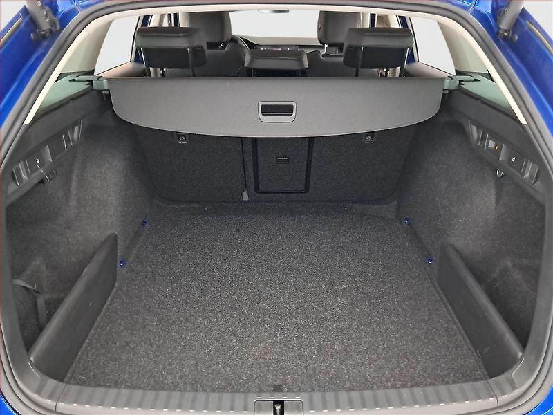Škoda Octavia (2024) 2.0 TDI - fotka 13 z 20