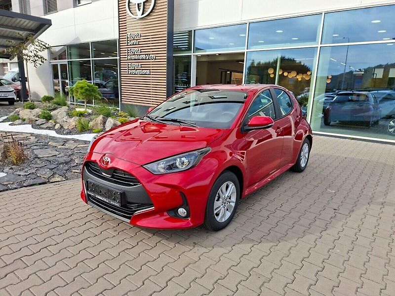 Toyota Yaris 1.5 HEV 116K Comfort - fotka 1 z 12