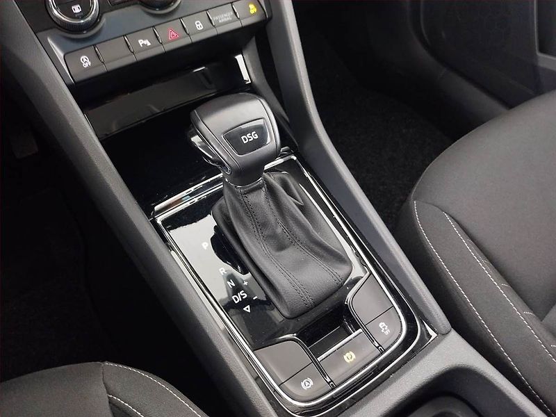 Škoda Karoq (2022) 1.5 TSI - fotka 13 z 20