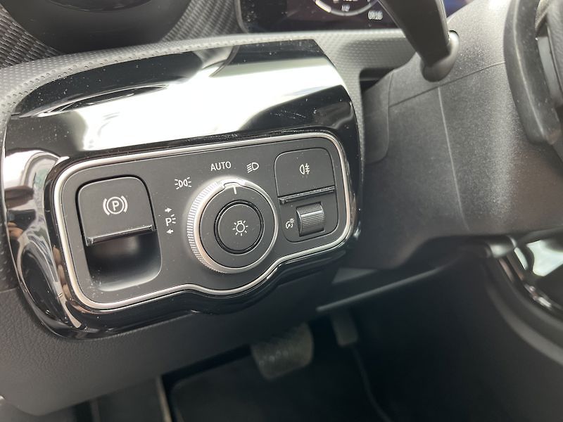 Mercedes-Benz CLA Třída 180d kupé Progressive Ad - fotka 12 z 21
