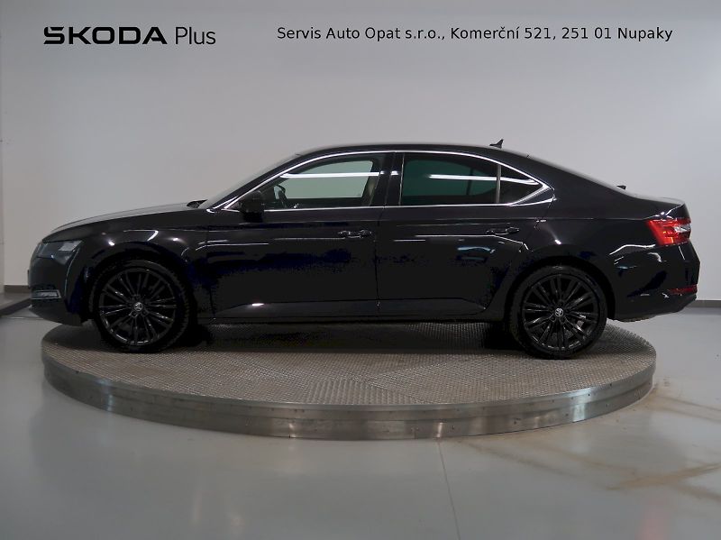 Škoda Superb (2022) STYLE 2.0TDI 147KW 4x4 DSG - fotka 3 z 41