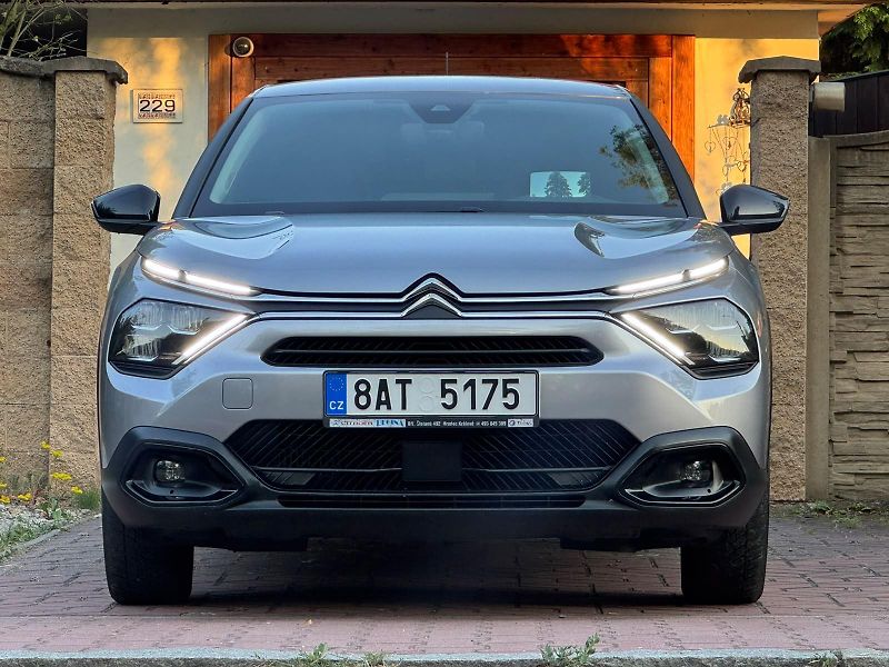 Citroën C4 1.2i 130 S&s 1.MAJITEL ČR DPH  - fotka 2 z 30