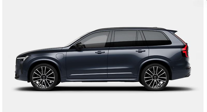 Volvo XC90 (2026) T8 AWD RECHARGE ULTRA DARK - fotka 2 z 15