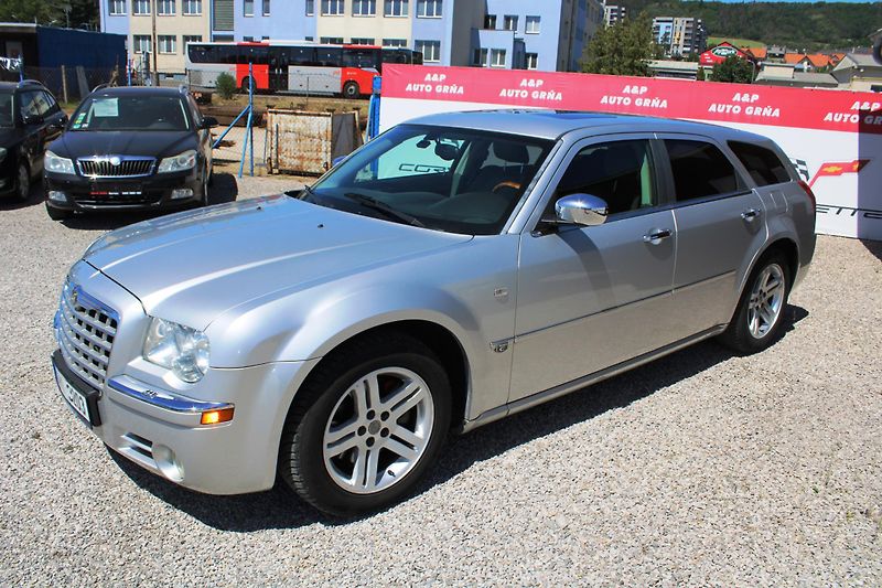 Chrysler 300C (2005) 3,5i KŮŽE ZAMLUVENO - fotka 3 z 16