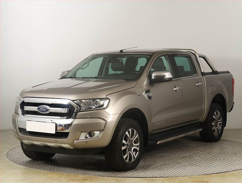 Ford Ranger (2018) 2.2 TDCi - fotka 2 z 19