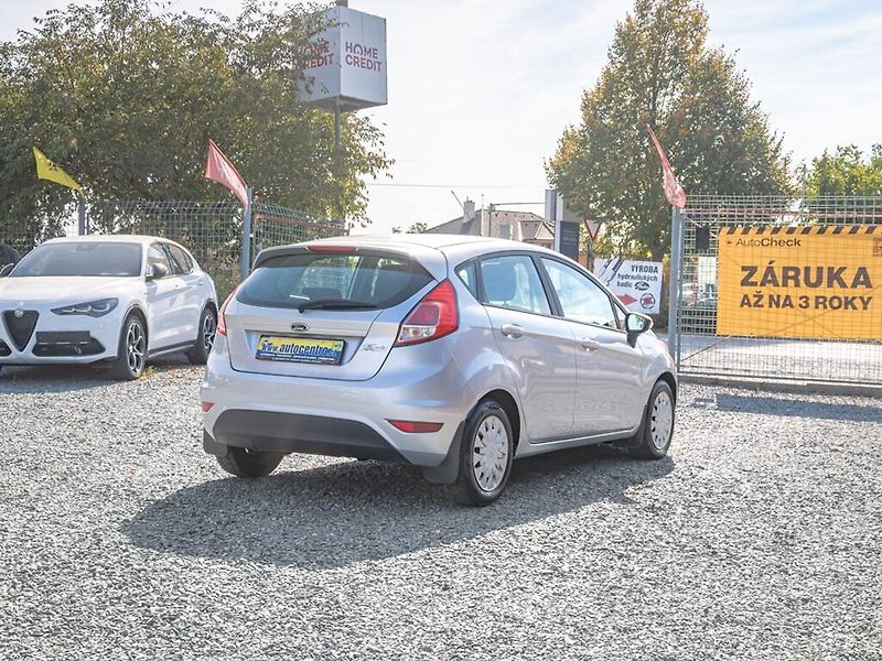 Ford Fiesta (2014) 1.6TDCI 70KW – PO ROZVODECH - fotka 5 z 45