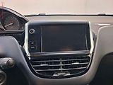 Peugeot 2008 (2017) 1.2 PT, Style, navi, TZ - náhled 14