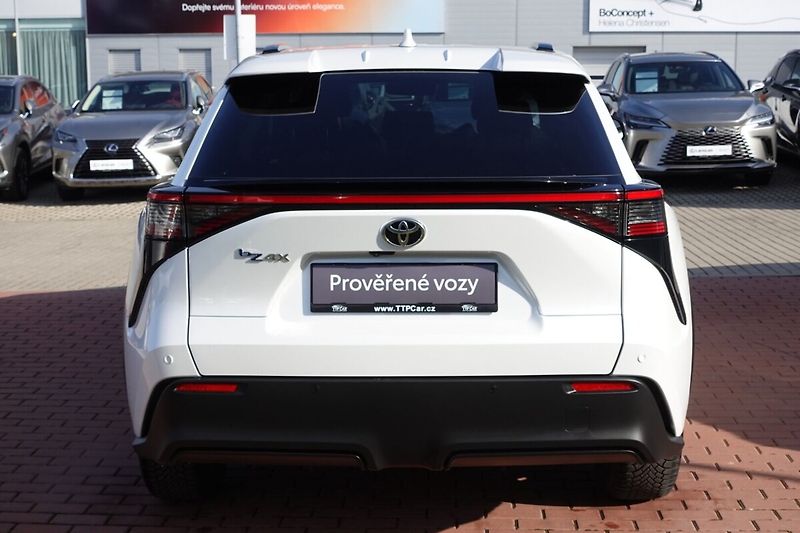 Toyota bZ4X Prestige FWD - druhá sada komp - fotka 5 z 33