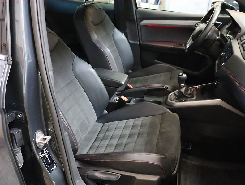 Seat Arona (2021) FR 1.0 TSI, Serv.kniha, Kůže - fotka 9 z 23