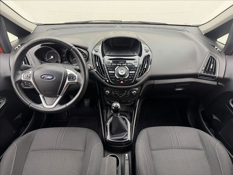 Ford B-MAX 1,6 NAVI KLIMA SENZORY TAŽNÉ - fotka 7 z 36