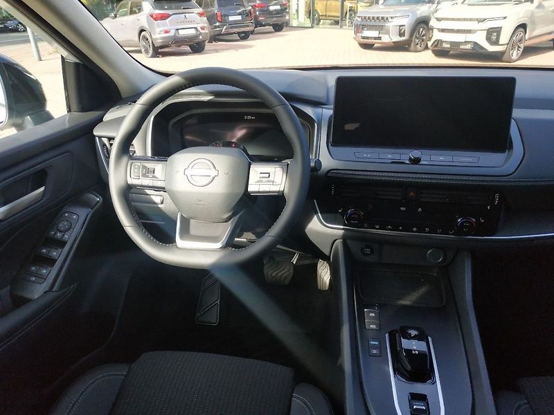 Nissan Qashqai ePOWER 205k 2WD, SKLADEM - fotka 13 z 28
