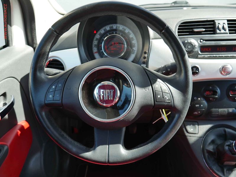 Fiat 500 (2009) 1.2 i - fotka 12 z 16
