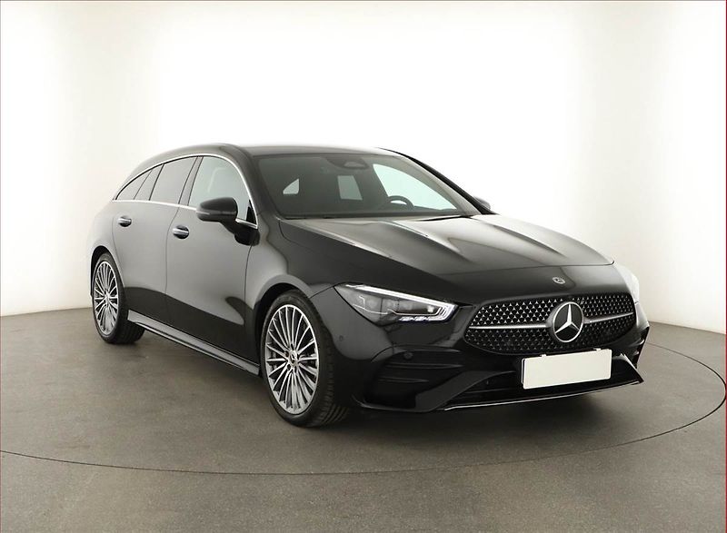Mercedes-Benz CLA (2025) 200, AMG Line - fotografie inzerátu