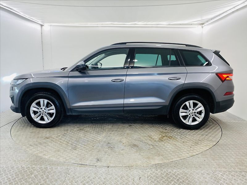 Škoda Kodiaq 2,0 TDI 110kW DSG Ambition - fotka 3 z 26